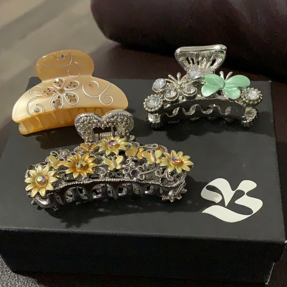 Beautiful jewelled hair clips bundles of 3 - Picture 2 of 10